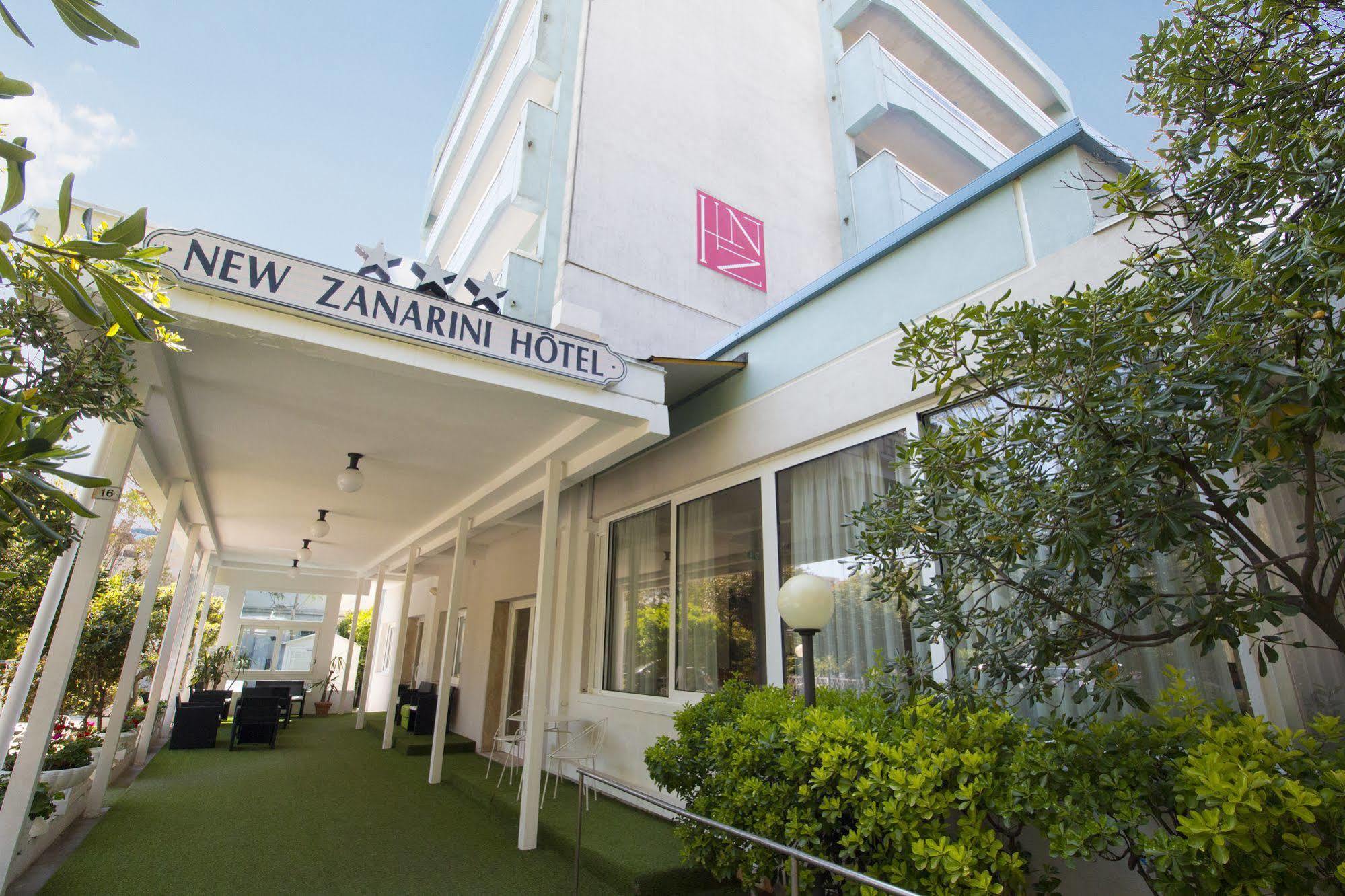 Hotel Zanarini In Centro A ริชโชเน ภายนอก รูปภาพ